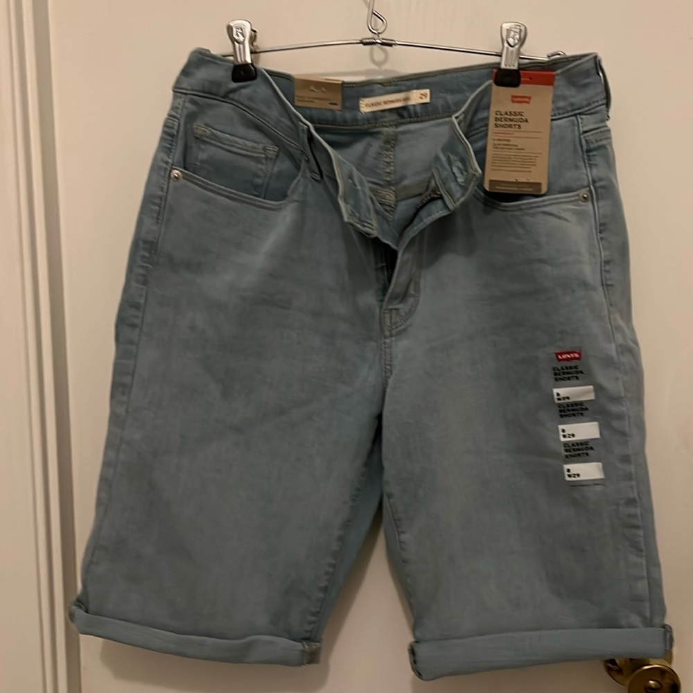 Women’s Levi’s Bermuda jeans shorts